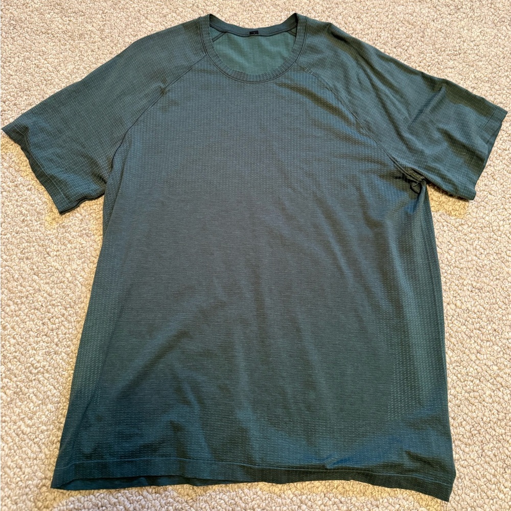 lululemon athletica Men's Short Sleeve Tee — Dark Green